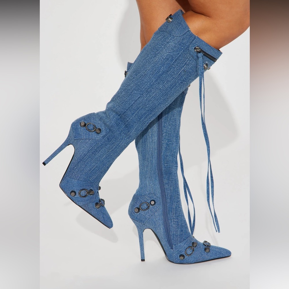 Tyrah boots-7-11. Heel height appox: 4.5"